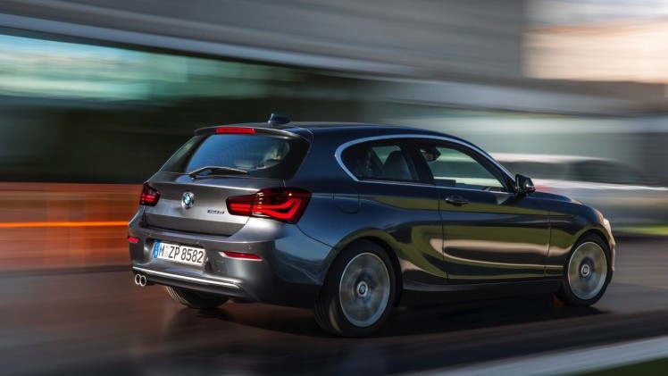 Facelift BMW 1 Serie geeft de auto nieuwe looks en introduceert driecilinder TwinPower Turbo dieselmotoren met 20% bijtelling.