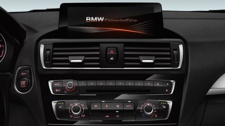 Facelift BMW 1 Serie geeft de auto nieuwe looks en introduceert driecilinder TwinPower Turbo dieselmotoren met 20% bijtelling.