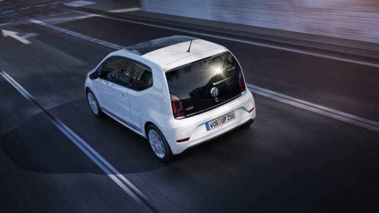 Facelift Volkswagen Up 2016 een feit op Autosalon van Geneve. De populaire kleine Volkswagen krijgt een frisse neus, meer luxe en de 1.0 TSI motor.