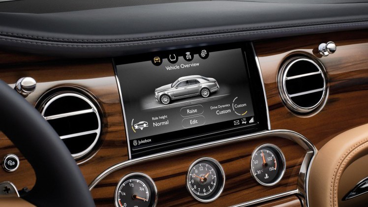 Facelift Bentley Mulsanne introduceert ook Mulsanne Speed en de Mulsanne Exended Wheelbase uitvoering met nog meer beenruimte.