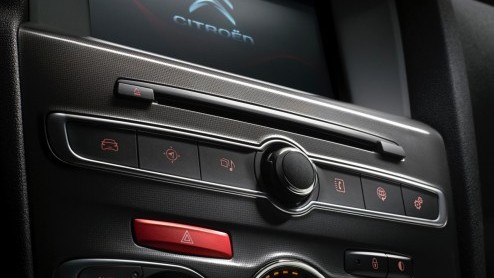 Facelift Citron C4 met meer luxe, LED's en 7 inch touchscreen.