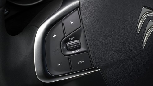 Facelift Citron C4 met meer luxe, LED's en 7 inch touchscreen.