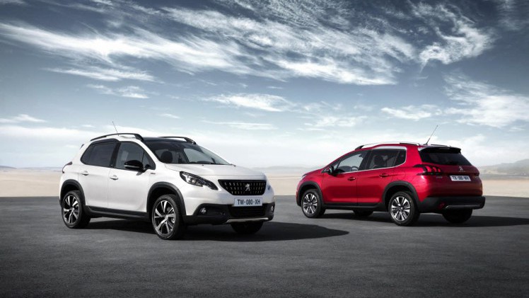 Het nieuwe gezicht van de Peugeot 2008 geeft samen met de GT Line vorm aan de facelift die Peugeot voor de SUV in gedachten heeft.