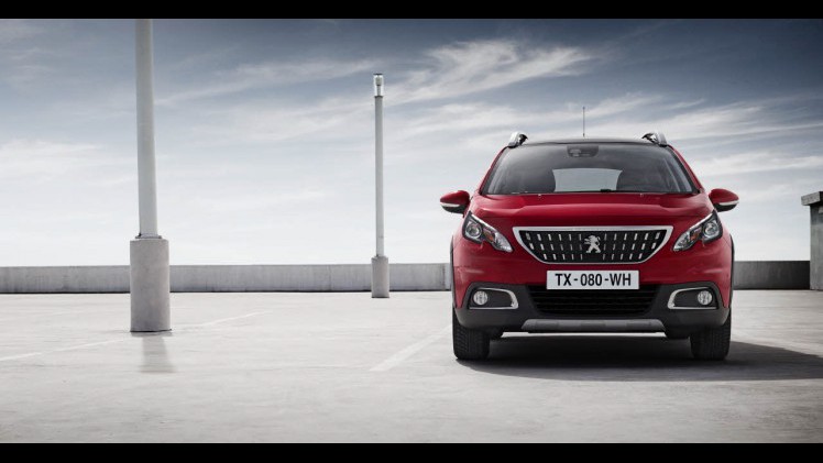 Het nieuwe gezicht van de Peugeot 2008 geeft samen met de GT Line vorm aan de facelift die Peugeot voor de SUV in gedachten heeft.