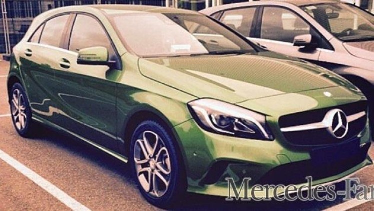 Mercedes-Benz A-Klasse W176 krijgt een facelift en moet in Nederland meer particuliere rijders gaan aantrekken.