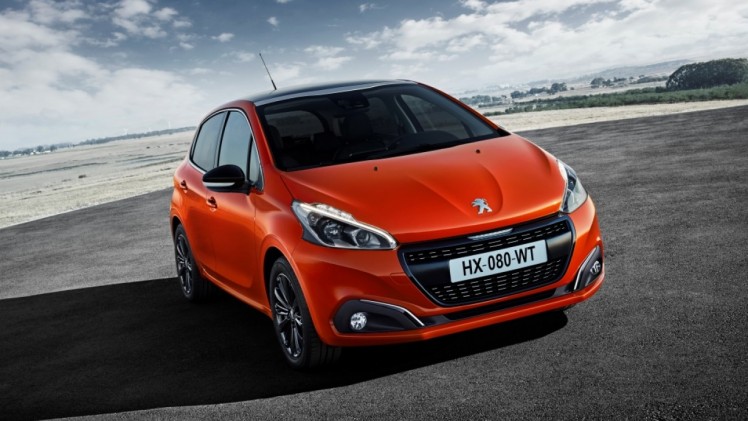 Peugeot 208 facelift met 208 GT komt naar Autosalon Genve 2015.