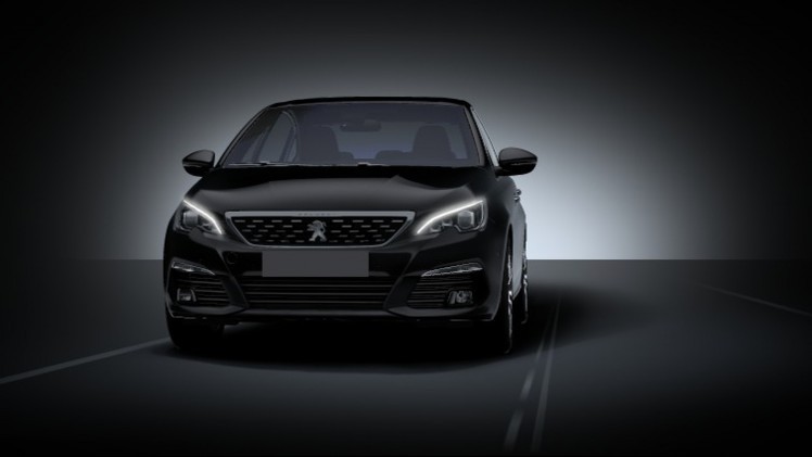 Iets eerder dan eigenlijk de bedoeling was hebben we alvast de gefacelifte Peugeot 308 volop in beeld.