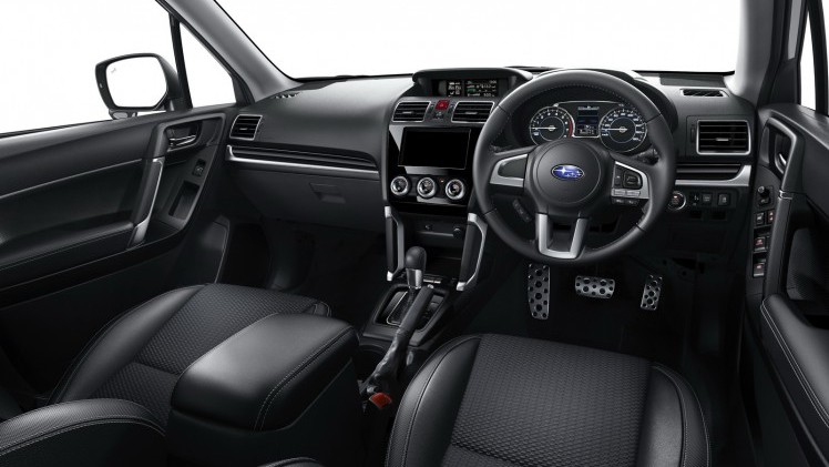 Subaru presenteert facelift Subaru Forester en XV op Autosalon Brussel 2016.