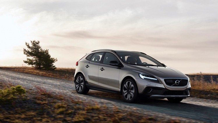 Facelift voor Volvo V40 in modeljaar 2017. De best seller van Volvo beleeft zijn debuut op de Autosalon van Geneve 2016.