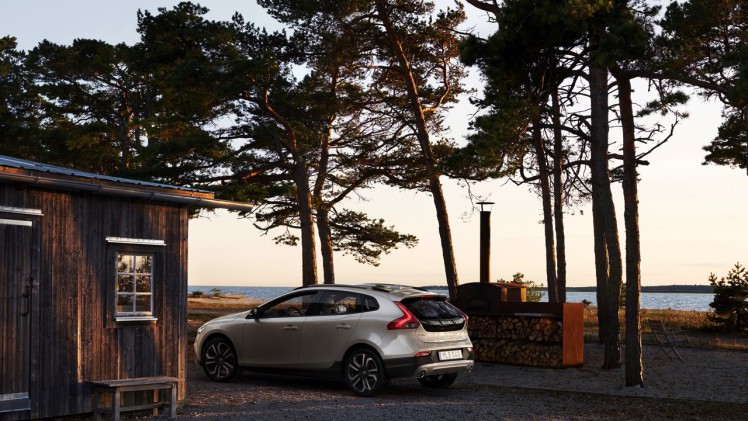 Facelift voor Volvo V40 in modeljaar 2017. De best seller van Volvo beleeft zijn debuut op de Autosalon van Geneve 2016.