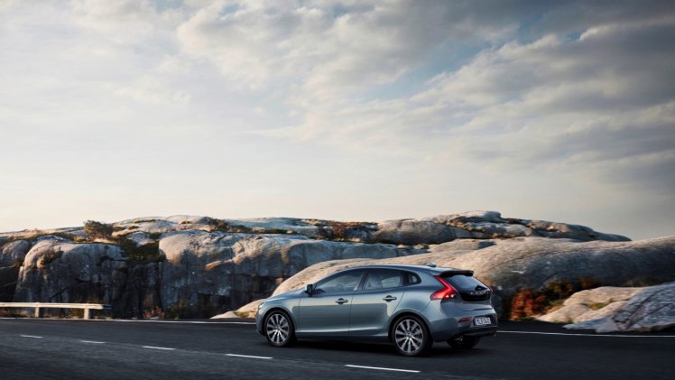 Facelift voor Volvo V40 in modeljaar 2017. De best seller van Volvo beleeft zijn debuut op de Autosalon van Geneve 2016.