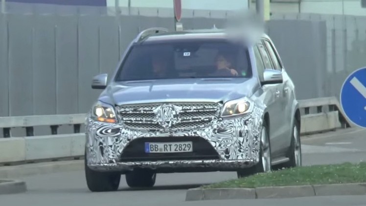Mercedes GL wordt met facelift getransformeerd naar GLS. Het X166-model van Das Haus wordt vermoedelijk ook leverbaar als plug-in hybride.