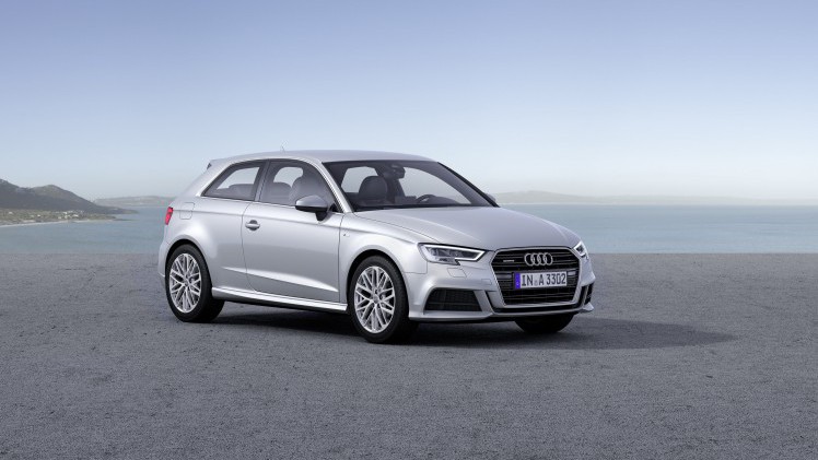 Facelift Audi A3 een feit. Vanaf de zomer 2016 staat de vernieuwde Audi A3 met een nieuw gezicht, verse motoren, de 1.0 TFSI driecilinder en meer veiligheid in de showrooms.