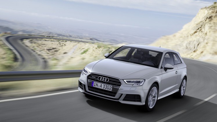 Facelift Audi A3 een feit. Vanaf de zomer 2016 staat de vernieuwde Audi A3 met een nieuw gezicht, verse motoren, de 1.0 TFSI driecilinder en meer veiligheid in de showrooms.