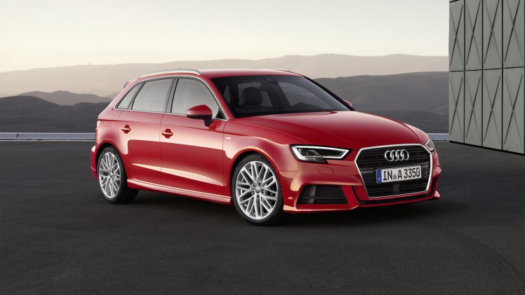 Facelift Audi A3 een feit. Vanaf de zomer 2016 staat de vernieuwde Audi A3 met een nieuw gezicht, verse motoren, de 1.0 TFSI driecilinder en meer veiligheid in de showrooms.