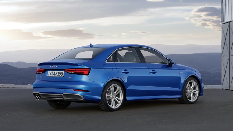 Facelift Audi A3 een feit. Vanaf de zomer 2016 staat de vernieuwde Audi A3 met een nieuw gezicht, verse motoren, de 1.0 TFSI driecilinder en meer veiligheid in de showrooms.