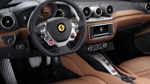 Ferrari heeft de prijzen van de California T bekend gemaakt. De zomerse Italiaan in Hele-outfit heeft een prijskaartje van 218.513 euro en dat is bijna 10 mille minder dan zijn voorganger.