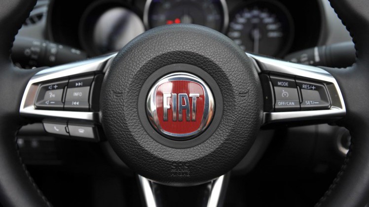 Fiat ontwikkelde op basis van de Mazda MX-5 een eigen roadster, de 124 Spider. Weet de Italiaan het Japanse niveau te verbeteren?
