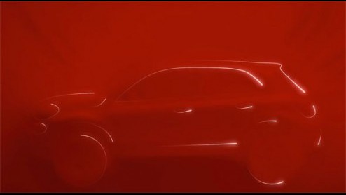 Na enkele patentschetsen en zelfs een gelekte foto probeert Fiat ons toch nog even lekker te maken met de op stapel staande 500x. De productie ervan lijkt al te zijn gestart in het Italiaanse Melfi.