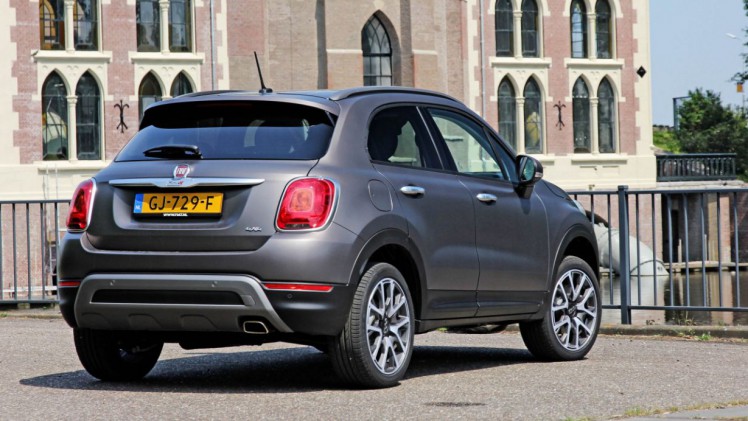 Fiat 500X en 500X Cross gaat zaken doen met de zakelijke rijder dankzij de nieuwe Business Editions. De dieselvarianten scoren 21% bijtelling.