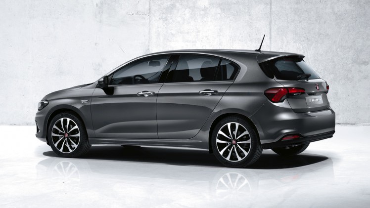 Fiat maakt de Tipo-familie compleet met de TIpo hatchback en Tipo Station Wagon op de Autosalon van Geneve.