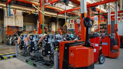 De Fiat Group heeft ook de overige 50 procent van de aandelen van General Motors in VM Motori overgenomen ter waarde van 34,1 miljoen euro. Hiermee is Fiat Group volledig eigenaar geworden.