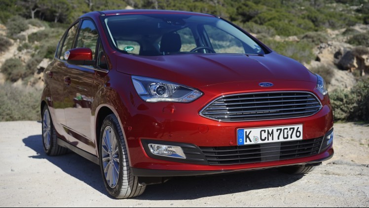 Autotest Ford C-MAX facelift, een strakke neus voor de MPV van Ford in een uitstervend segment. We hebben gereden met de 1.5 EcoBoost.