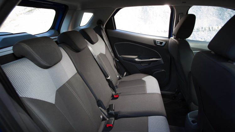Autotest vernieuwde Ford EcoSport met 1.0 EcoBoost. De 2015-update maakt de compacte SUV van Ford net iets beter.