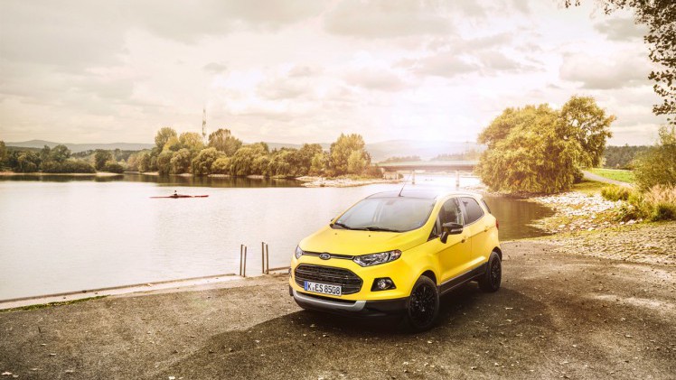 Autotest vernieuwde Ford EcoSport met 1.0 EcoBoost. De 2015-update maakt de compacte SUV van Ford net iets beter.