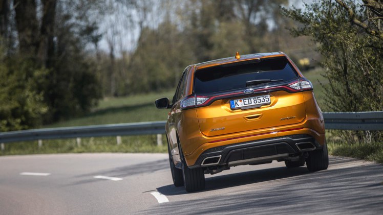 Autotest Ford Edge, de nieuwe grote SUV van Ford met moderne luxe en veel veiligheidstechnologie. Is de Ford Edge met recht het vlaggenschip in de SUV-range?