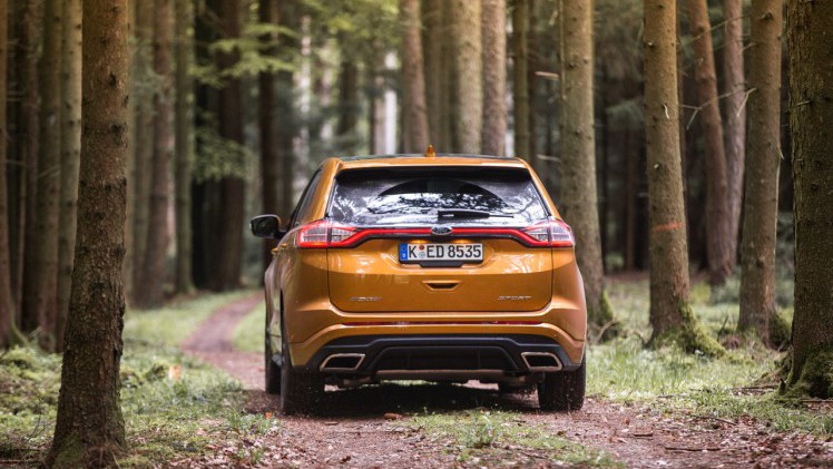 Autotest Ford Edge, de nieuwe grote SUV van Ford met moderne luxe en veel veiligheidstechnologie. Is de Ford Edge met recht het vlaggenschip in de SUV-range?
