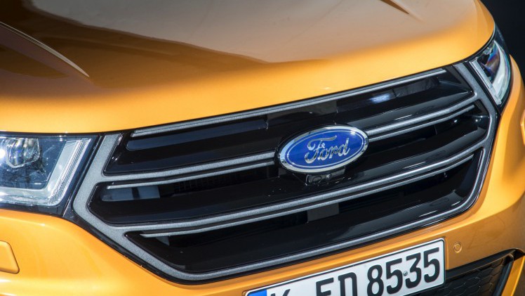 Autotest Ford Edge, de nieuwe grote SUV van Ford met moderne luxe en veel veiligheidstechnologie. Is de Ford Edge met recht het vlaggenschip in de SUV-range?