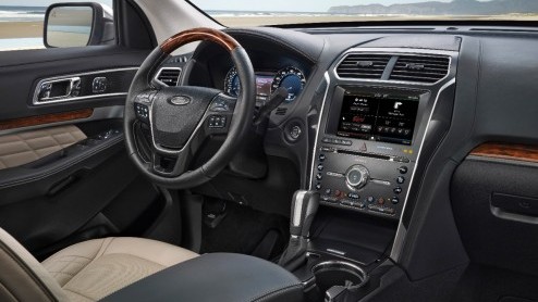 Facelift voor Ford Explorer in Amerika met debuut van 2.3 EcoBoost turbomotor.