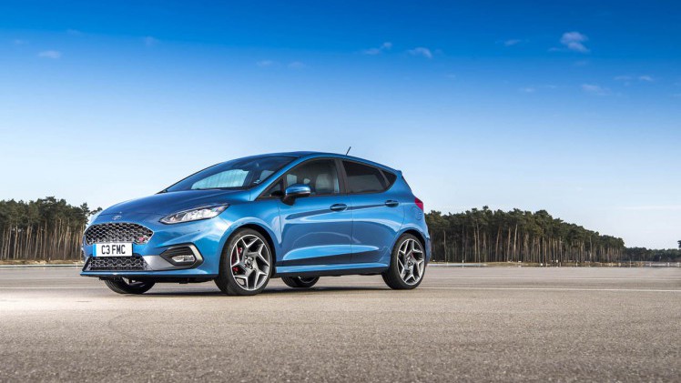Ford lanceert de nieuwe Fiesta ST met een 200 pk sterke 1,5 liter driecilinder.