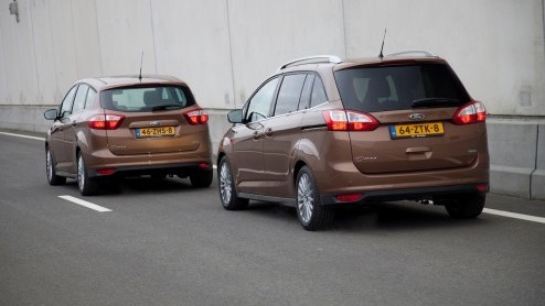 Ford levert de C-Max en Grand C-Max in twee aantrekkelijke EcoBoost Editions, voorzien van de 1.0 liter driecilinder benzinemotor met 125 pk. Het voordeel kan oplopen tot meer dan vier mille.