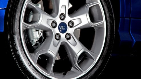 Ford introduceert de Kuga Titanium Plus, de nieuwe topversie binnen de Kuga-reeks die het sportieve met het aangename combineert. De Titanium Plus is per direct bij de dealer te bestellen.