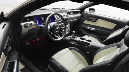 Ford viert de 50e verjaardag van de Mustang met een speciale 50 Year Limited Edition. De feestversie is gebaseerd op de Mustang GT en de oplage blijft beperkt tot in totaal 1964 exemplaren.
