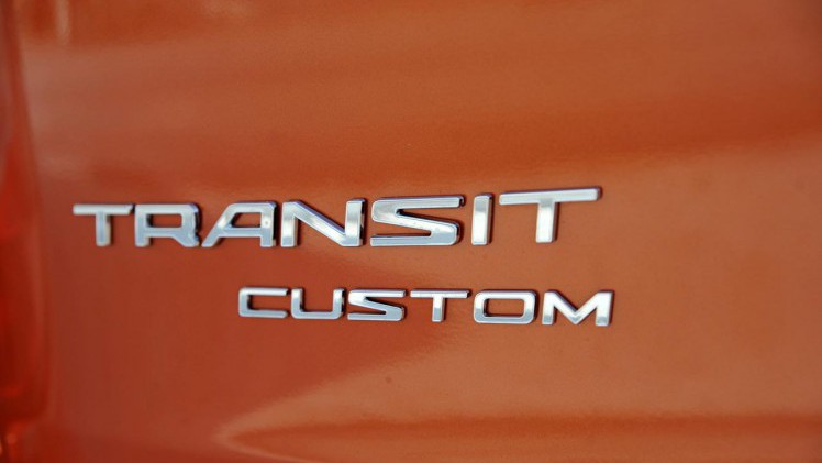 Ford geeft de Transit Custom niet alleen een facelift, maar zorgt tevens voor een opwaardering van interieur en bechikbare technieken.