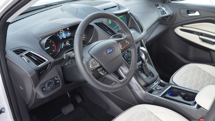 AutoVandaag trok met de vernieuwde 2017 Ford Kuga door de meest noordelijk gelegen streken van Europa.