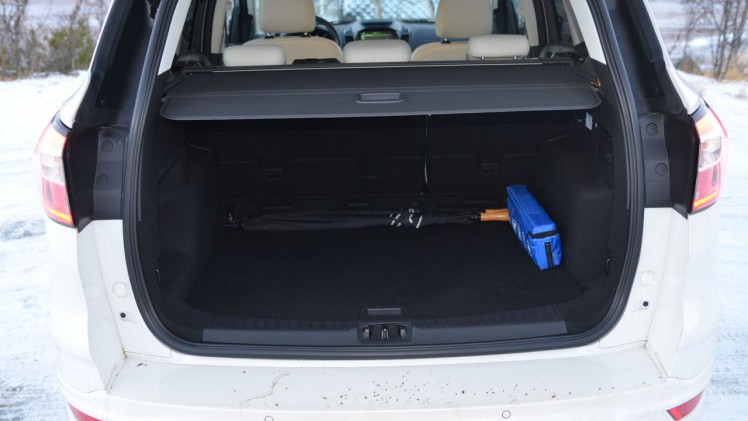 AutoVandaag trok met de vernieuwde 2017 Ford Kuga door de meest noordelijk gelegen streken van Europa.