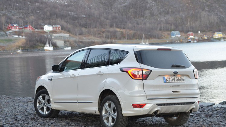 AutoVandaag trok met de vernieuwde 2017 Ford Kuga door de meest noordelijk gelegen streken van Europa.