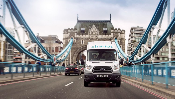 Ford gaat in openbaar vervoer met de Chariot busdiensten in de ochtend- en avondspits in Londen.