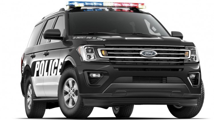 Ford presenteert de nieuwe lichting Amerikaanse Police Interceptors. Daar zit ook een primeur bij, want Ford levert de eerste hybride politieauto geschikt voor achtervolgingen.