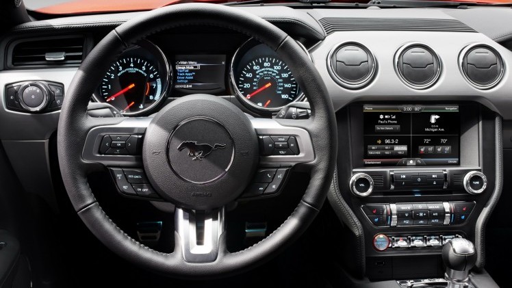 De Ford Mustang werd in Nederland flink afgerekend door het belastingstelsel. De vanafprijs was ruim 55.000 euro. Was, want Ford heeft de prijzen drastisch verlaagd.