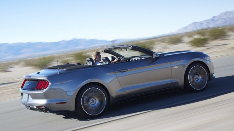 De Ford Mustang werd in Nederland flink afgerekend door het belastingstelsel. De vanafprijs was ruim 55.000 euro. Was, want Ford heeft de prijzen drastisch verlaagd.