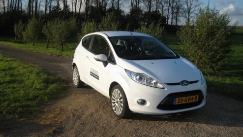 Wanneer je nu voor de keuze staat een nieuwe compacte auto aan te schaffen, zijn de mogelijkheden te over. Zoek je iets dynamisch, fris ogend en zuinig rijdend, dan verdient de nieuwe Ford Fiesta als