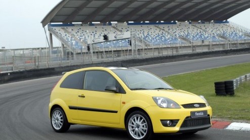 Wat krijg je als je een autofabrikant samen laat werken met een energiemaatschappij zoals BP? Juist, de Ford Fiesta Ultima Edition.