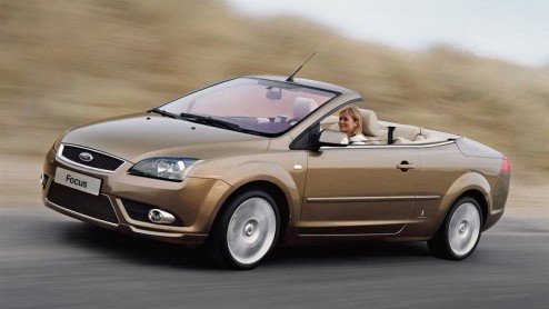 Mooi maar zwaar. Je moet er van houden, maar het is de enig juiste beschrijving van de nieuwe Ford Focus Coup-Cabriolet.