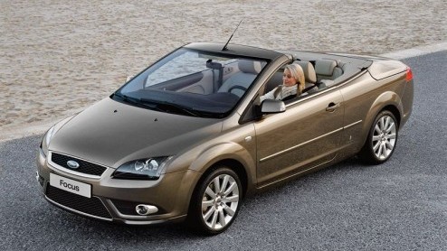 Mooi maar zwaar. Je moet er van houden, maar het is de enig juiste beschrijving van de nieuwe Ford Focus Coup-Cabriolet.