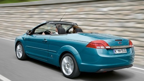 Ook Ford gaat mee drijven op de Coup-Cabrio stroom. Dat er een CC op basis van de Focus zou komen wisten we al, nu zijn de technische details en de prijzen bekend gemaakt door Ford. Jammer alleen is,